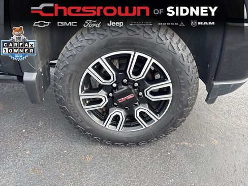 Used 2021 GMC Sierra 2500 AT4 w/ AT4 Premium Plus Package AWD/4WD image 12