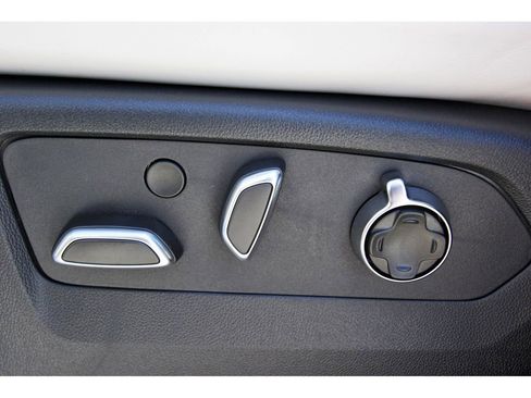 New 2026 Cadillac Escalade Platinum Sport w/ LPO, ONYX Package image 23