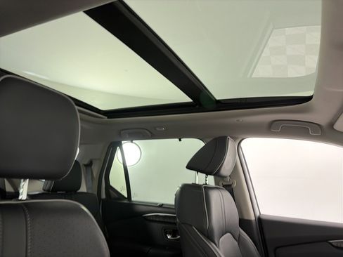 Used 2025 Honda Pilot Elite image 32