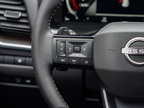 New 2026 Nissan Rogue Platinum AWD/4WD image 13