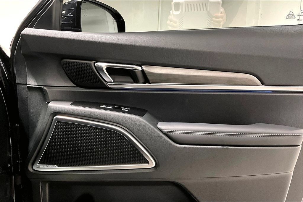 New 2025 Kia Telluride SX Prestige X-Line AWD/4WD image 11