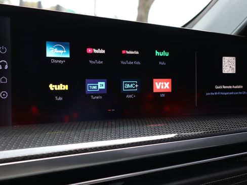 Used 2025 Cadillac Escalade V w/ LPO, ONYX Package image 17