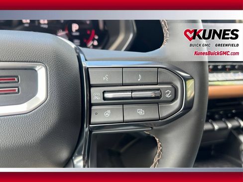 New 2026 GMC Canyon AT4 w/ Technology Plus Package AWD/4WD image 20