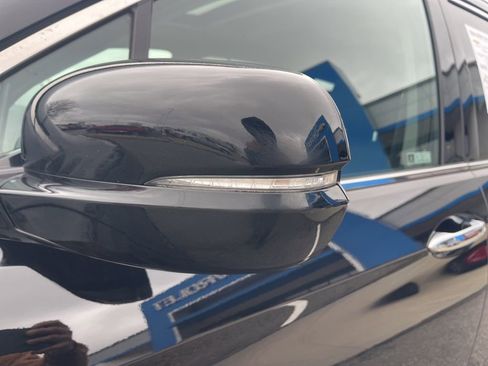 Used 2022 Honda Pilot Touring image 10