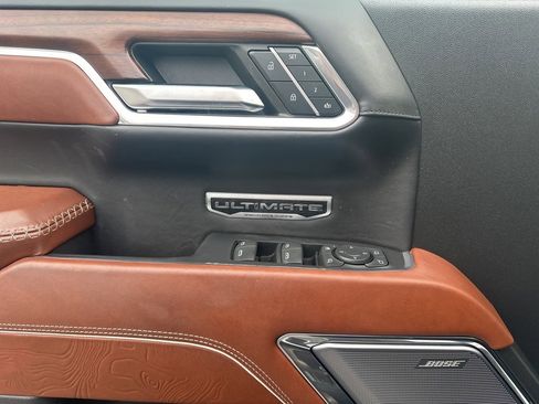 Used 2023 GMC Sierra 1500 Denali Ultimate image 11