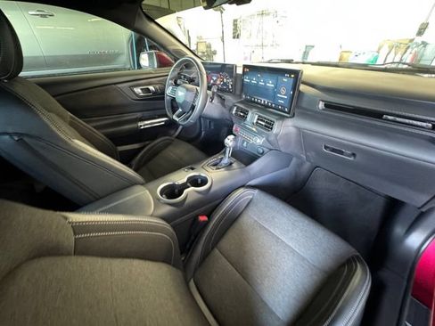 Used 2025 Ford Mustang Coupe RWD image 29