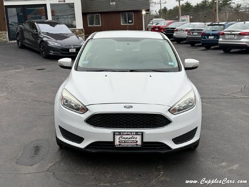 Used 2017 Ford Focus SE FWD image 31