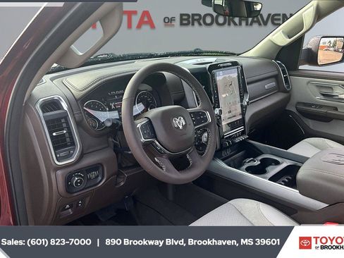 Used 2026 RAM 1500 Laramie AWD/4WD image 12