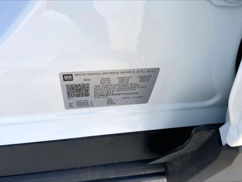 Used 2023 Chevrolet Blazer LT w/ Convenience Package FWD image 36