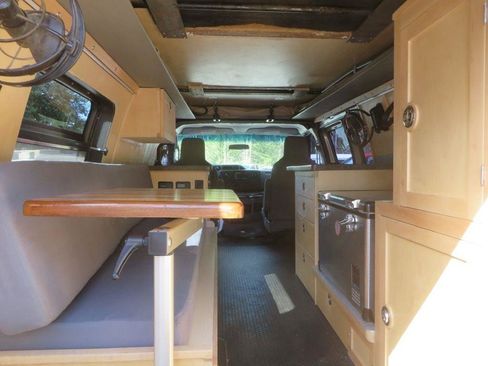 Used 2012 Ford E-250 and Econoline 250 Extended w/ Commercial Cargo Van Pkg RWD image 18