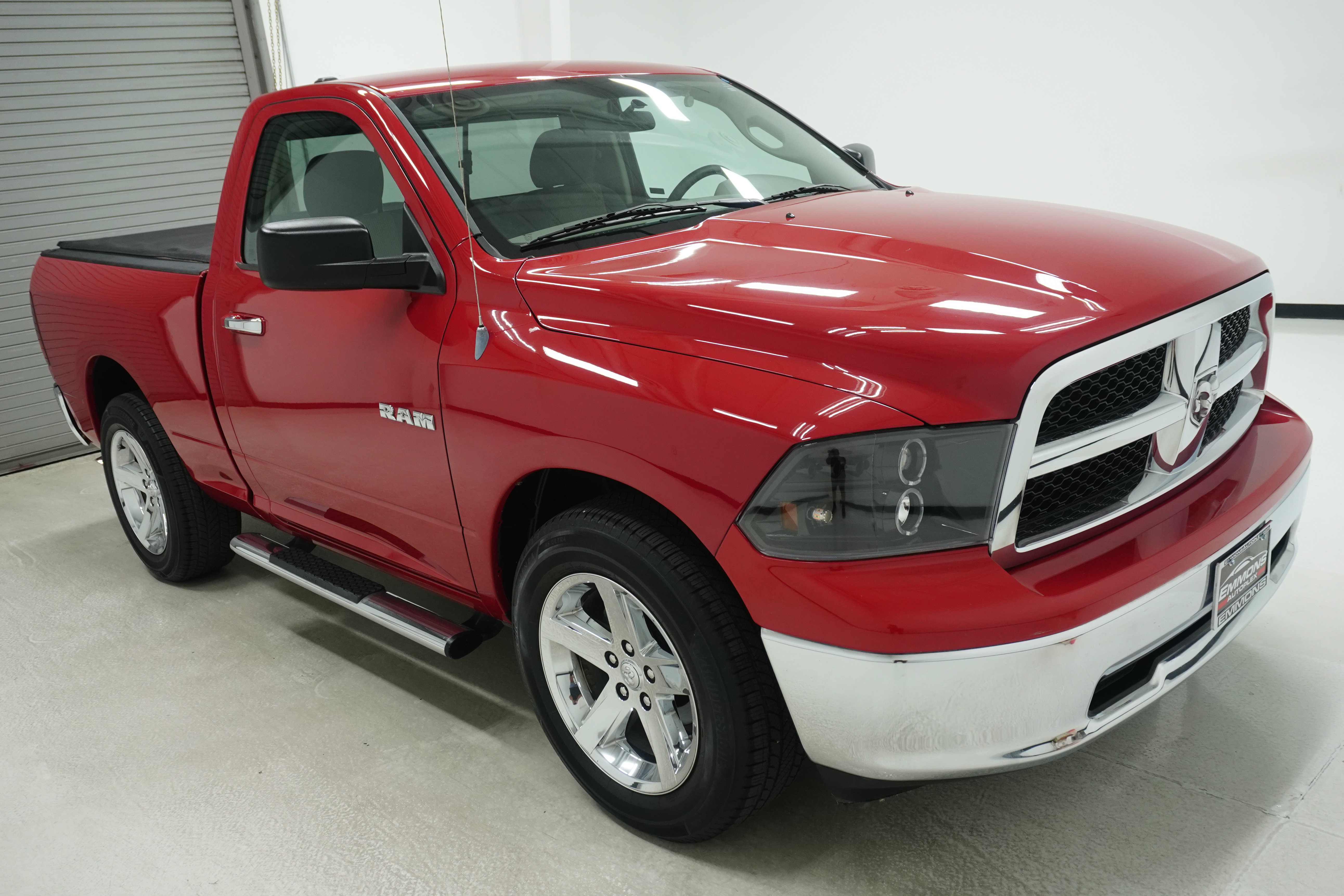Used 2010 Dodge Ram 1500 Truck SLT RWD image 3