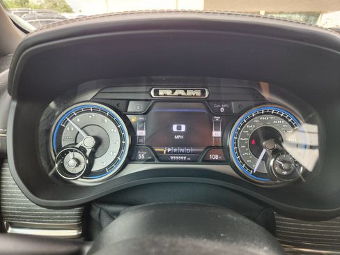 Used 2021 RAM 1500 Limited AWD/4WD image 17