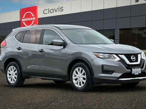 Used 2017 Nissan Rogue S FWD image 10