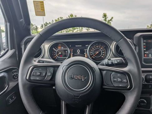 Used 2023 Jeep Wrangler Sport AWD/4WD image 24