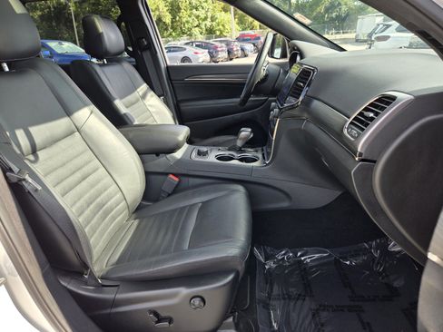 Used 2020 Jeep Grand Cherokee Limited X AWD/4WD image 17