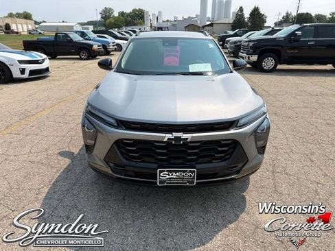 Used 2025 Chevrolet Trax ACTIV w/ Driver Confidence Package FWD image 9