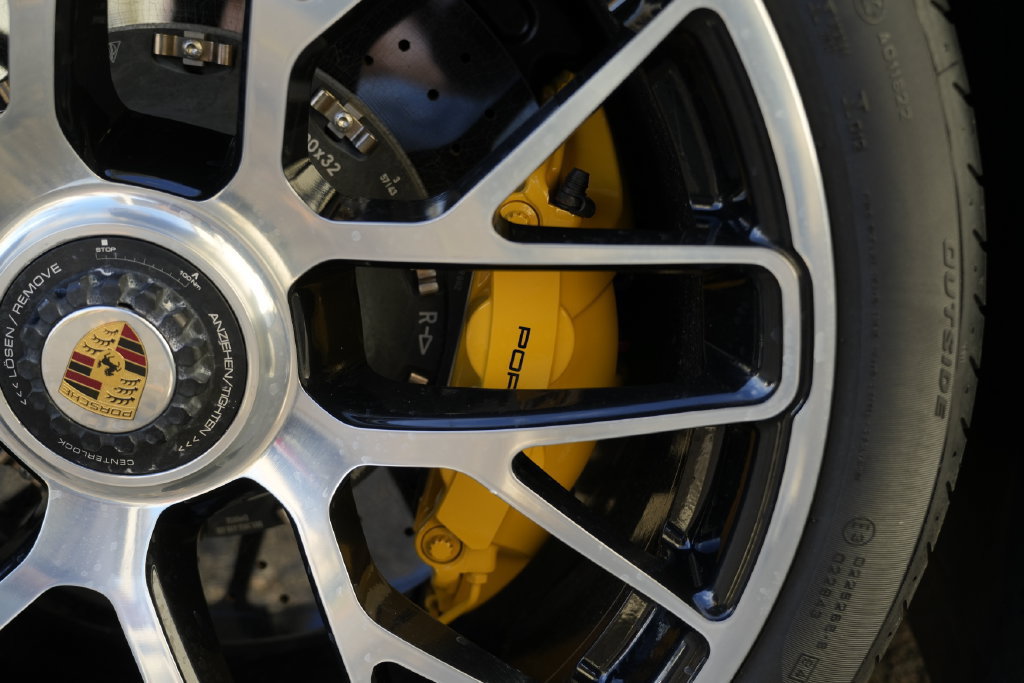 Used 2014 Porsche 911 Turbo S AWD/4WD image 40