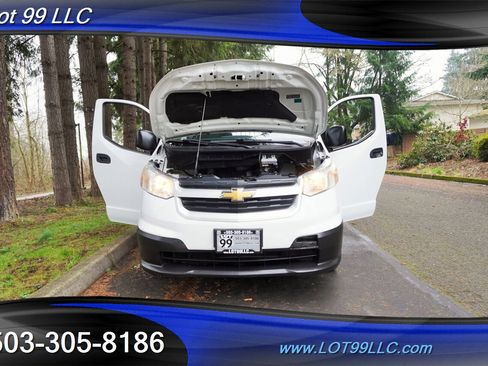 Used 2017 Chevrolet City Express LT image 26