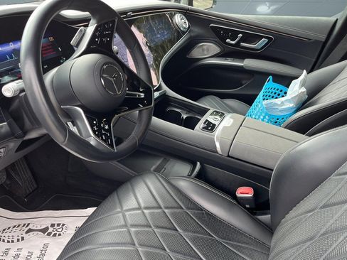 Certified 2024 Mercedes-Benz EQS 580 4MATIC Sedan image 3