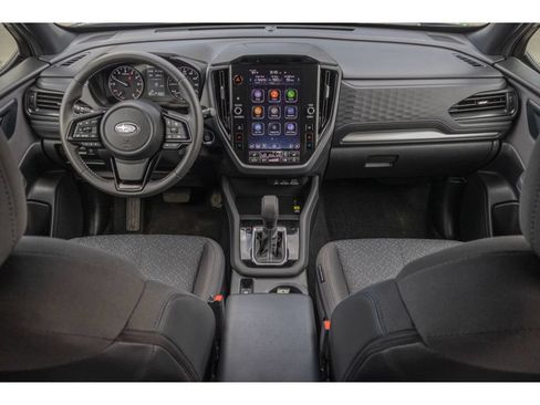 Used 2025 Subaru Forester Premium w/ Convenience Package #1 AWD/4WD image 12