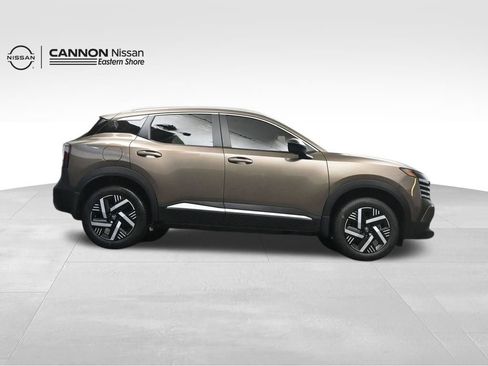 New 2026 Nissan Kicks SV w/ SV Premium Package FWD image 28