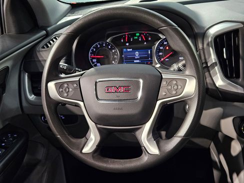 Used 2022 GMC Terrain SLE image 25
