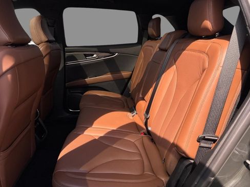Certified 2022 Lincoln Nautilus Reserve AWD/4WD image 13