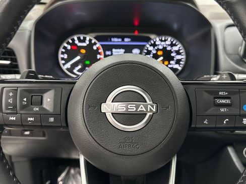 Certified 2023 Nissan Rogue SV w/ SV Premium Package AWD/4WD image 17