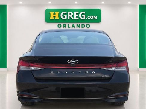 Used 2021 Hyundai Elantra Limited FWD image 7