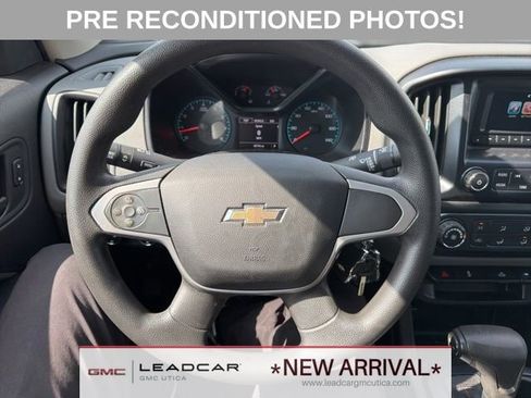 Used 2016 Chevrolet Colorado W/T w/ WT Convenience Package AWD/4WD image 17