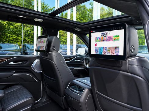 Used 2023 Cadillac Escalade ESV Premium Luxury Platinum w/ LPO, Radiant Package AWD/4WD image 14
