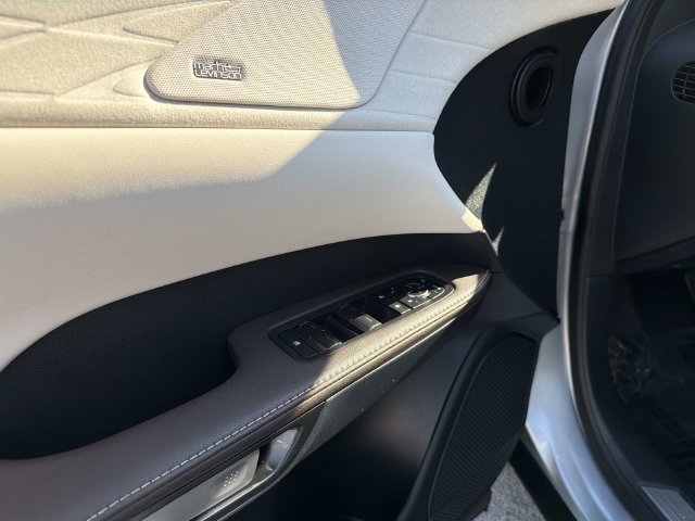 Certified 2024 Lexus RX 350 AWD w/ Convenience Package image 12