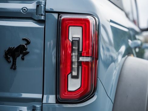 Used 2021 Ford Bronco First Edition image 6