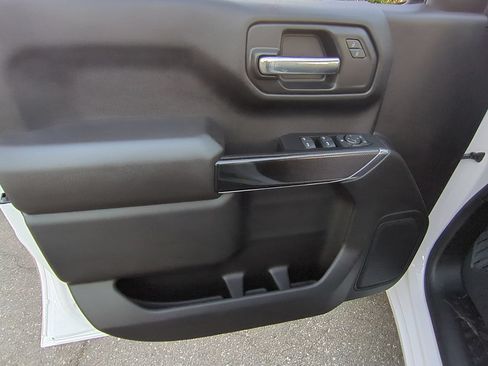 Used 2022 Chevrolet Silverado 1500 Custom RWD image 21