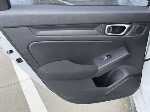 Used 2023 Honda Civic Sport image 22