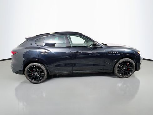 Used 2022 Maserati Levante Modena AWD/4WD image 3