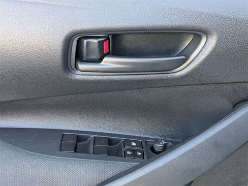 Used 2025 Toyota Corolla LE image 13