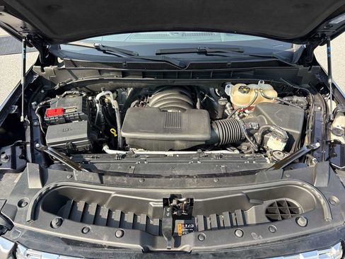 Used 2023 GMC Yukon Denali AWD/4WD image 31