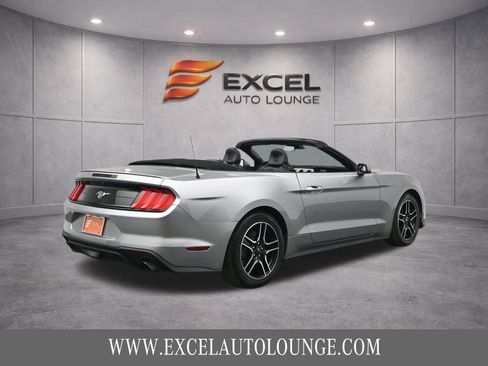 Used 2023 Ford Mustang Premium RWD image 9