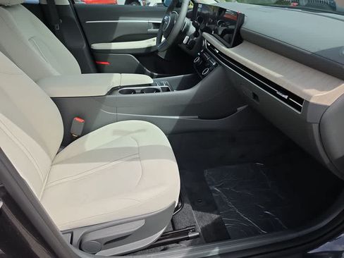 New 2026 Hyundai Sonata SEL FWD image 23