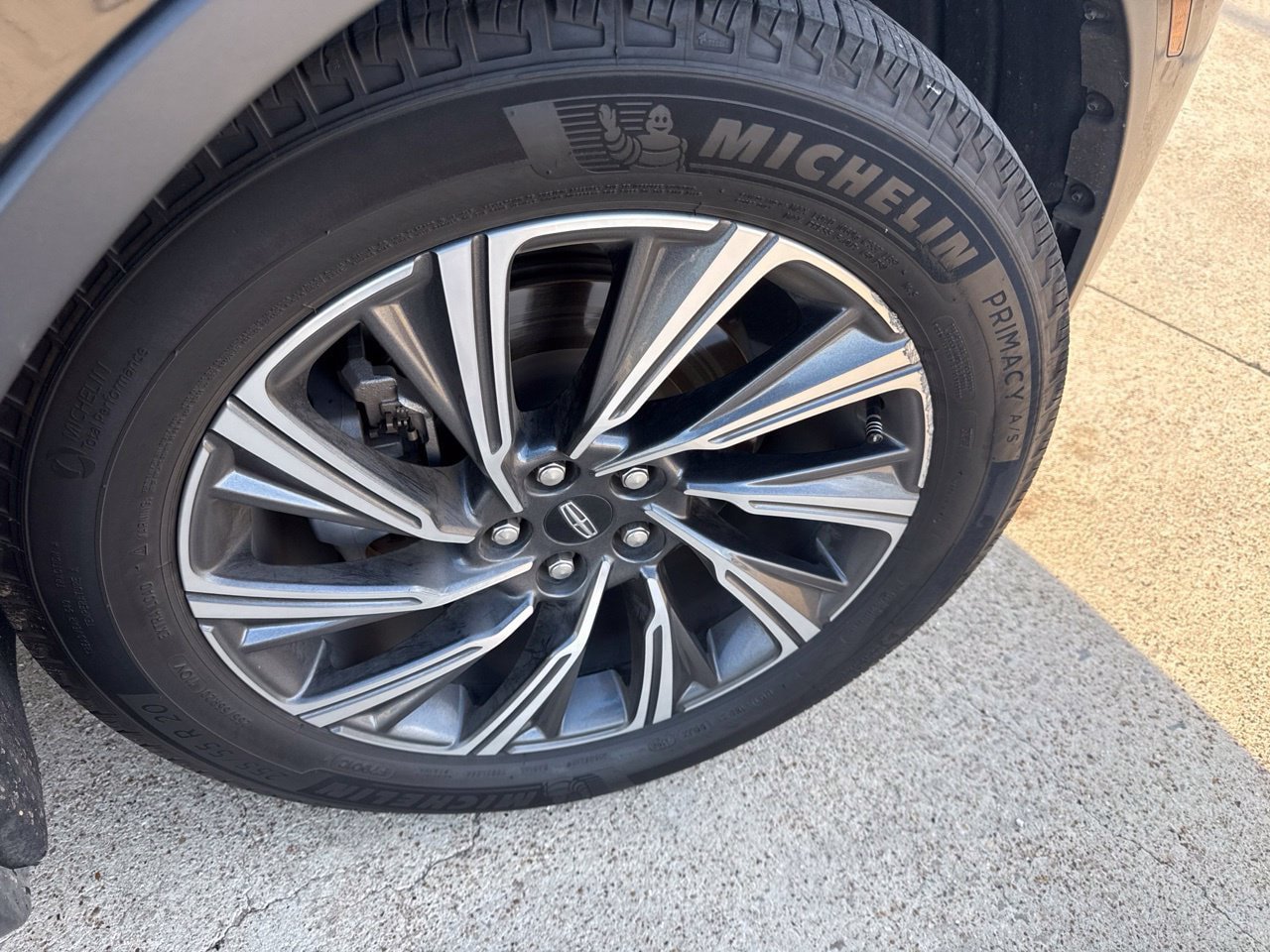 Used 2025 Lincoln Aviator 2WD w/ Equipment Group 101A image 15