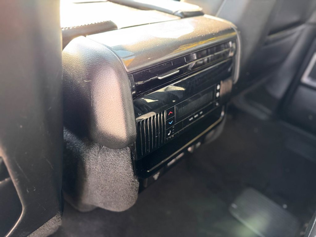 Used 2023 Jeep Wagoneer 4WD w/ Premium Group I image 21