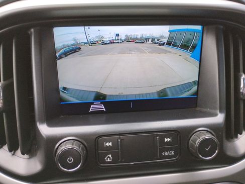 Used 2021 Chevrolet Colorado LT w/ Fleet Safety Package image 5