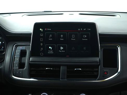 Used 2023 GMC Yukon SLE AWD/4WD image 16