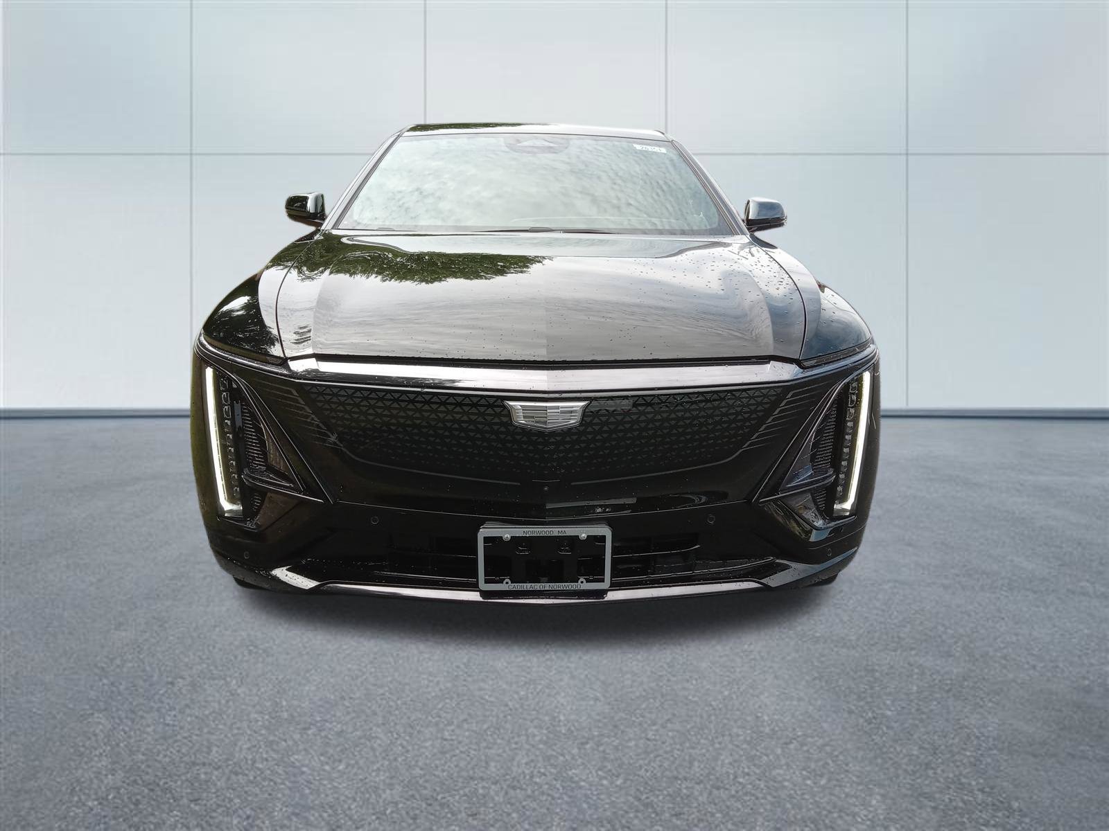 New 2026 Cadillac Lyriq Sport w/ LPO, ONYX Package AWD/4WD image 5