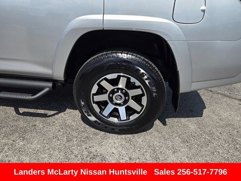 Used 2024 Toyota 4Runner TRD Off-Road Premium w/ Moonroof Package AWD/4WD image 12