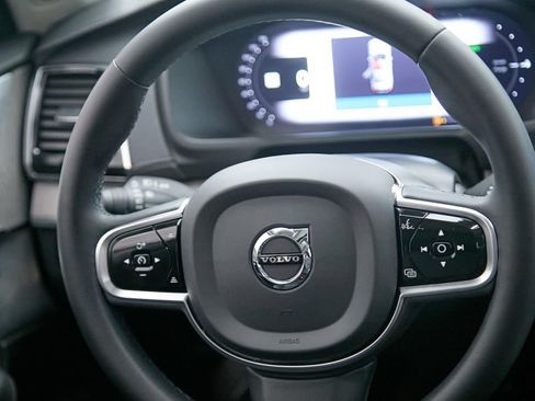 Used 2023 Volvo XC90 T8 Ultimate w/ Lounge Package AWD/4WD image 32