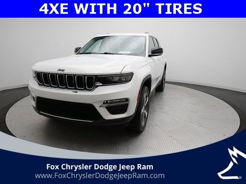 Used 2023 Jeep Grand Cherokee 4WD 4xe image 34