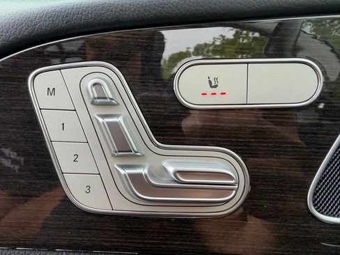 Used 2020 Mercedes-Benz GLE 350 4MATIC image 15