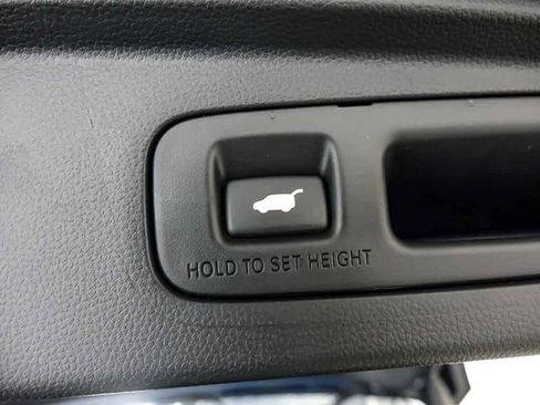 Used 2025 Honda CR-V EX-L image 29